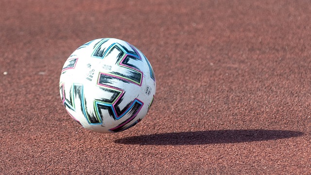 更是彼此的 更是彼此的